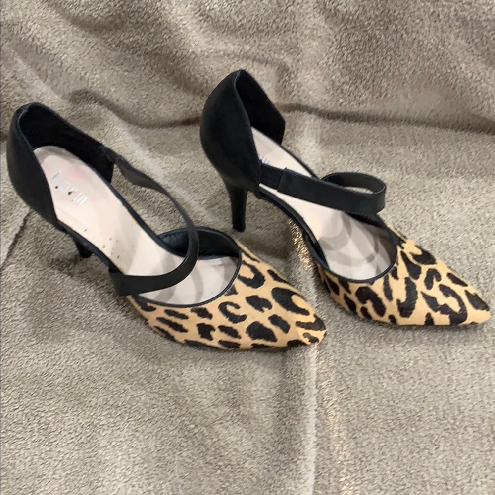 Barr  3 leopard shoes